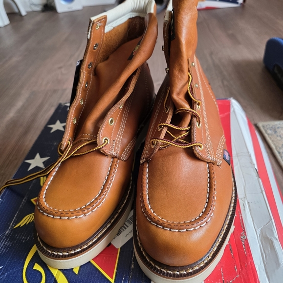 Thorogoog Man Boots Size10D - Picture 1 of 8